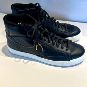 Nike Blazer worn once
